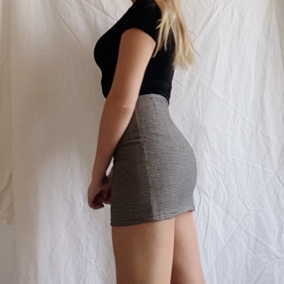 Vintage houndstooth miniskirt - Picture 4 of 4